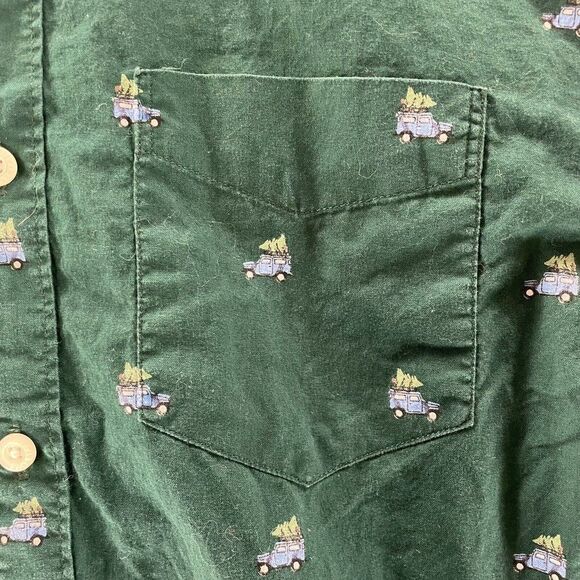 American Eagle Shirt Adult Small Green Christmas Tree Car Pattern Button Up Logo - Picture 6 of 12